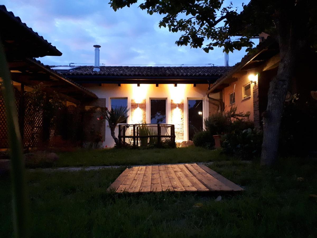 Holydays Home Little Frog Agliano Terme Luaran gambar